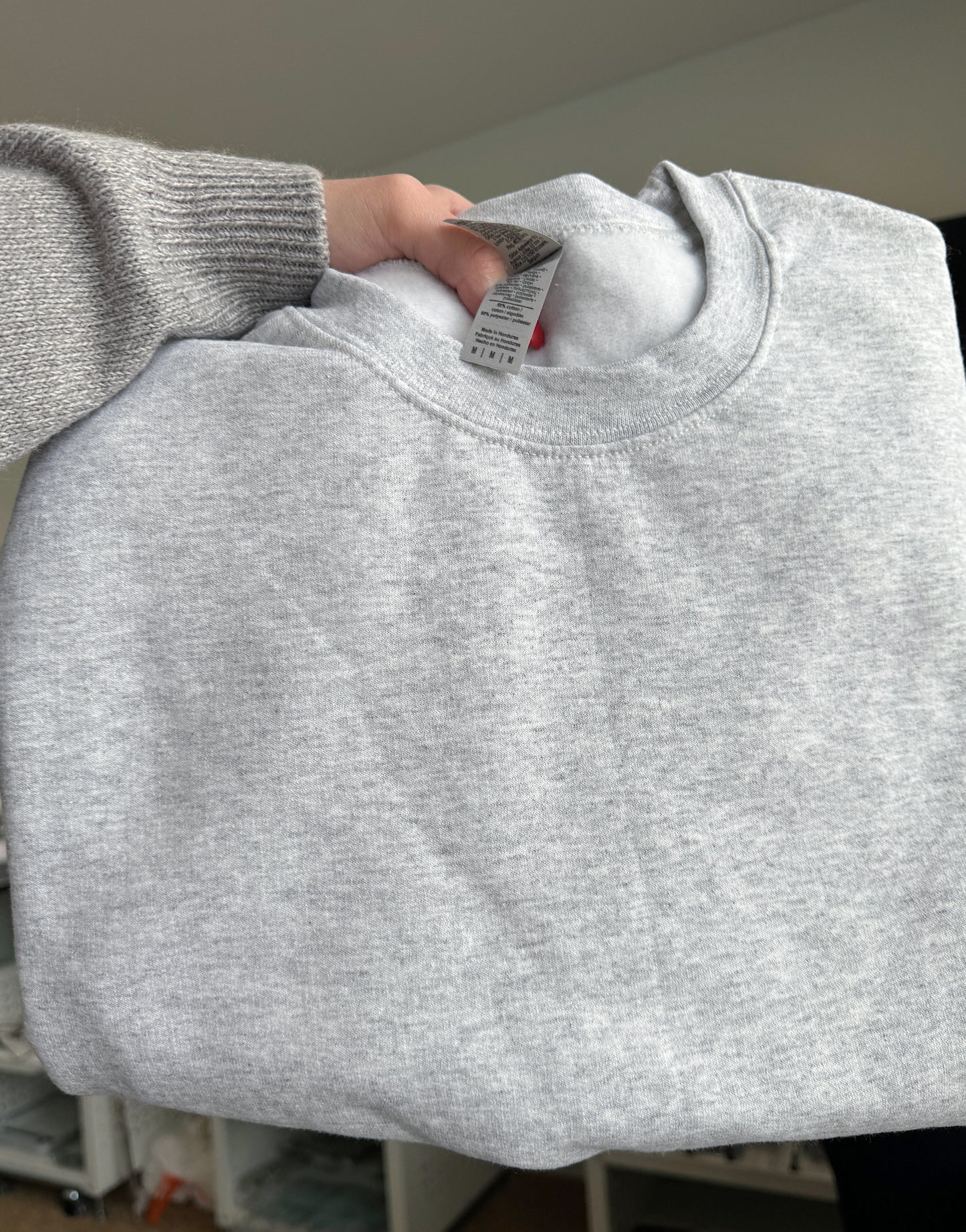 "I need you" Sweatshirt