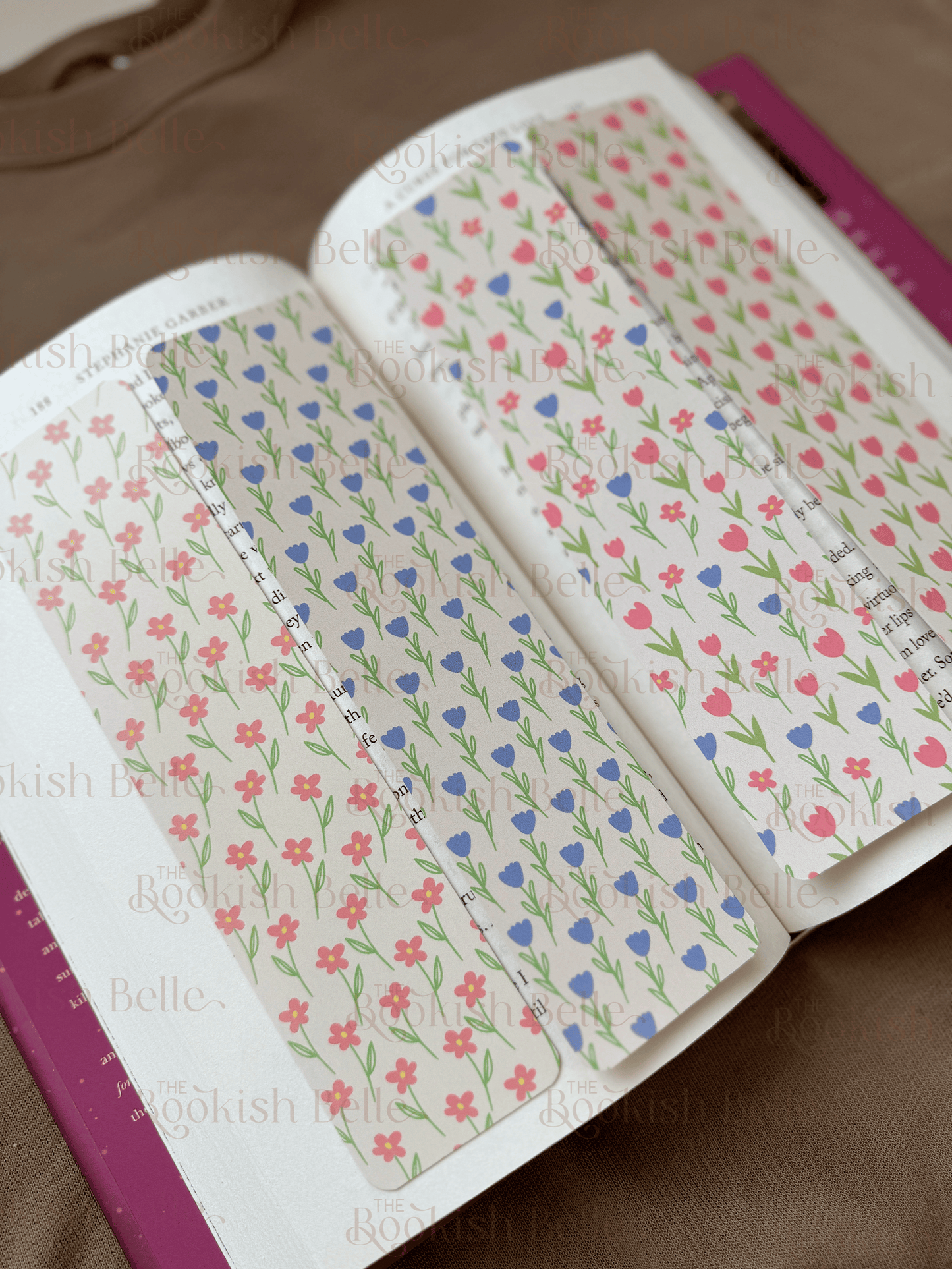 Pink Daisy Bookmark